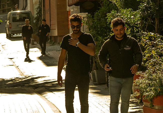 Digital nomad missionaries can build relationships and share the gospel with locals through their travels.